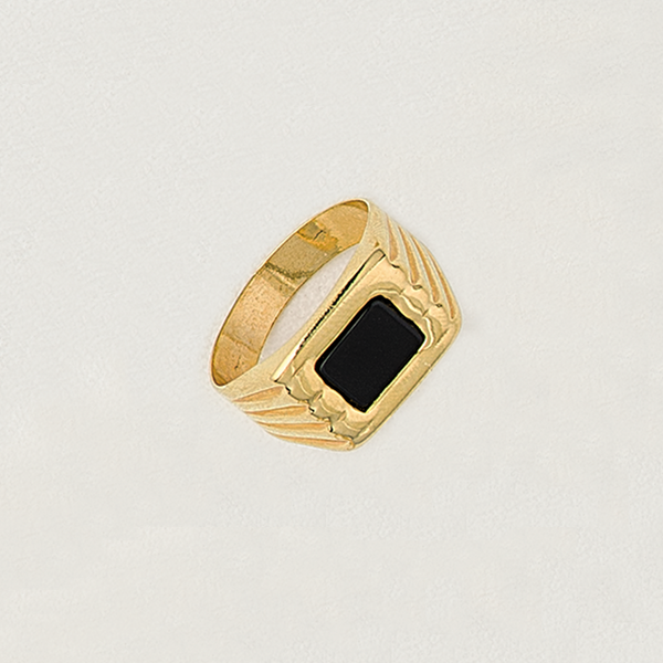 Ring in Yellow Gold Filled & Black Gemstone