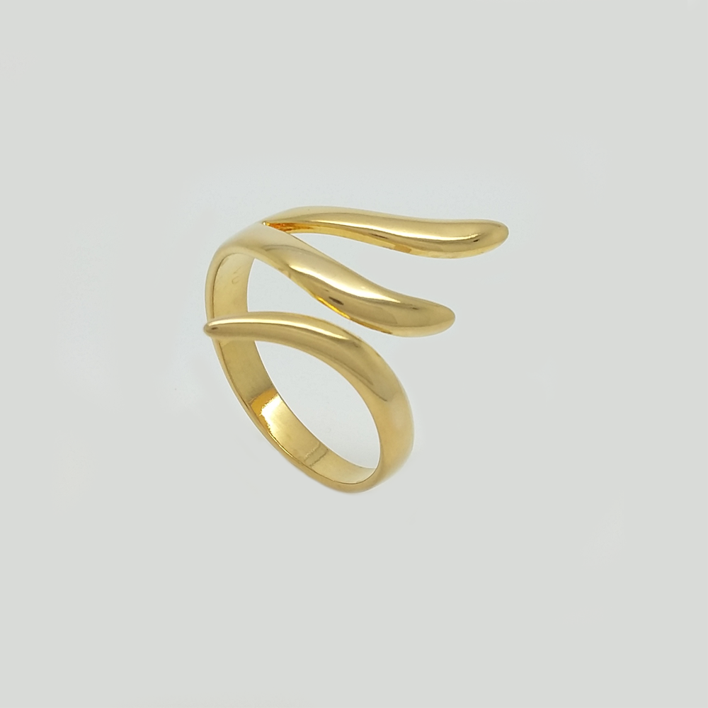 Three Branches in Yellow Gold Filled Ring