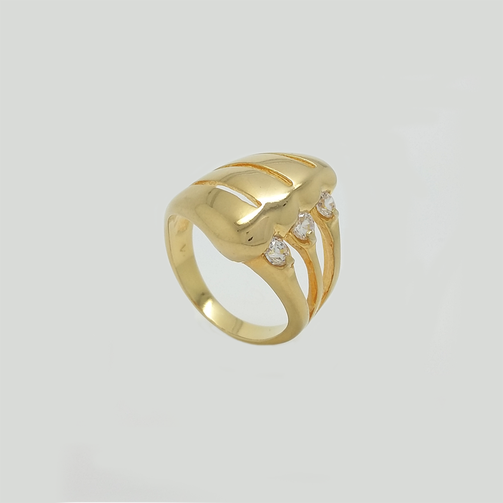 Oyster Ring in White Gold Filled with Clear Gemstones