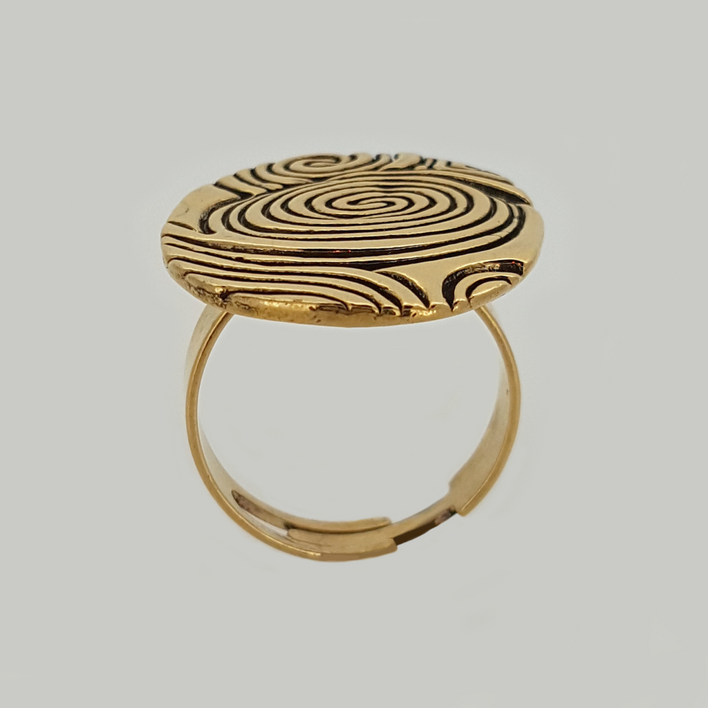 Ring in Aged Yellow Gold Filled Oval Top Caved