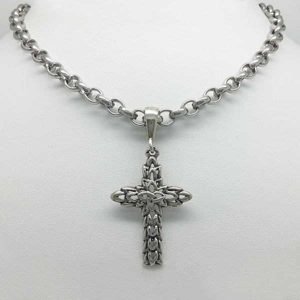 Cross Openwork in Silver Aged Rolo Link