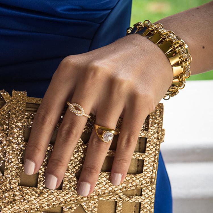 Ring in Yellow Gold Filled with Inlaid Gemstones