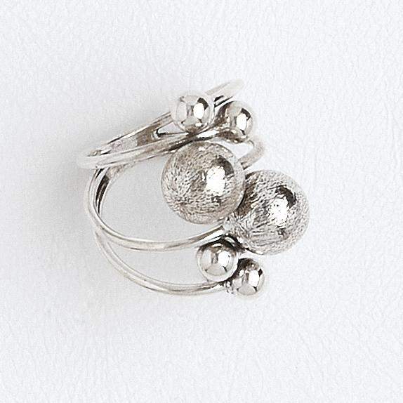 Branches Ring in Aged White Gold Filled with Balls