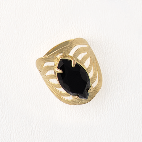 Ring in Yellow Gold with Black Gemstone