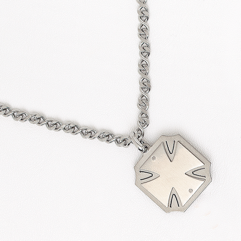 Malta Cross Neckalace in Stainless Steel