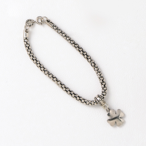 Bracelet Clover Pendant in 14K White Gold Filled